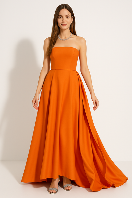 Robe Orange Élégante Fendue Moderne