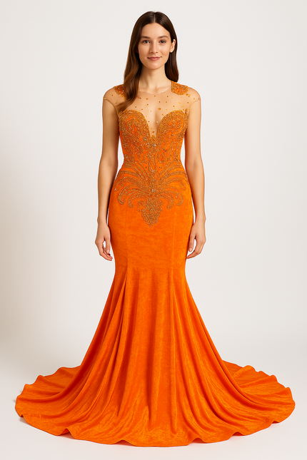Robe Orange Élégante À Traîne.